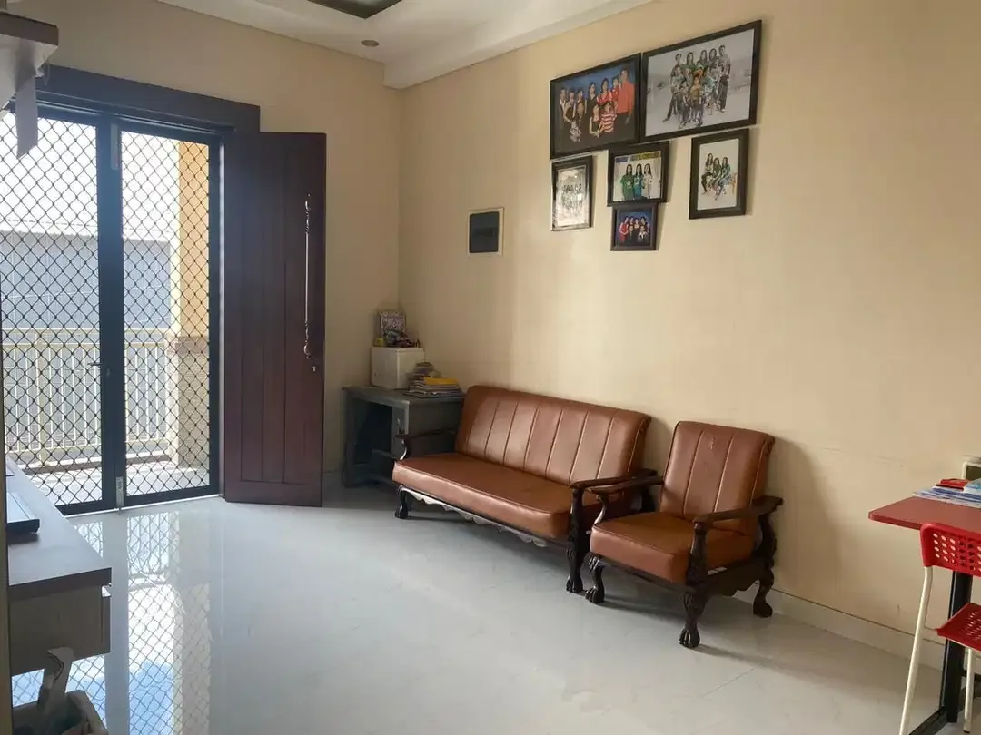 Dijual Rumah 3 Lantai Di Area Denpasar - Image 4 of 10