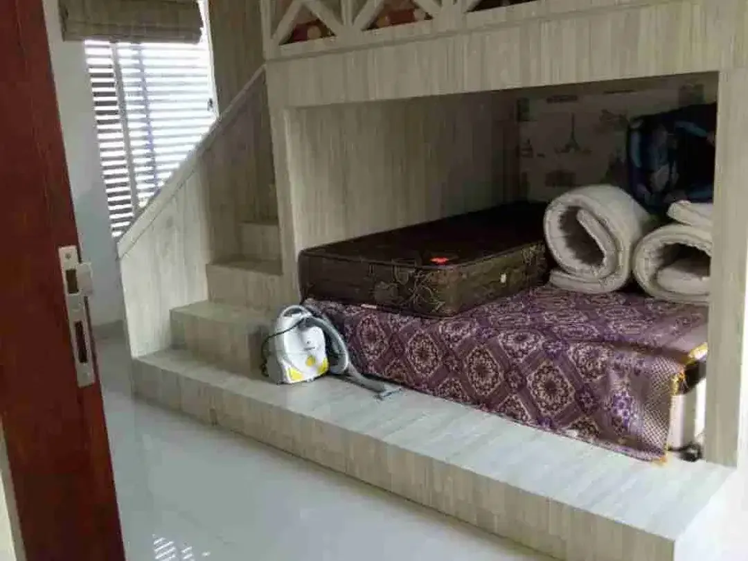 Rumah Ada Pool 3Lt Kaw Premium Bisnis,Kuliner Laksmana Renon Jl6mtr - Image 6 of 10