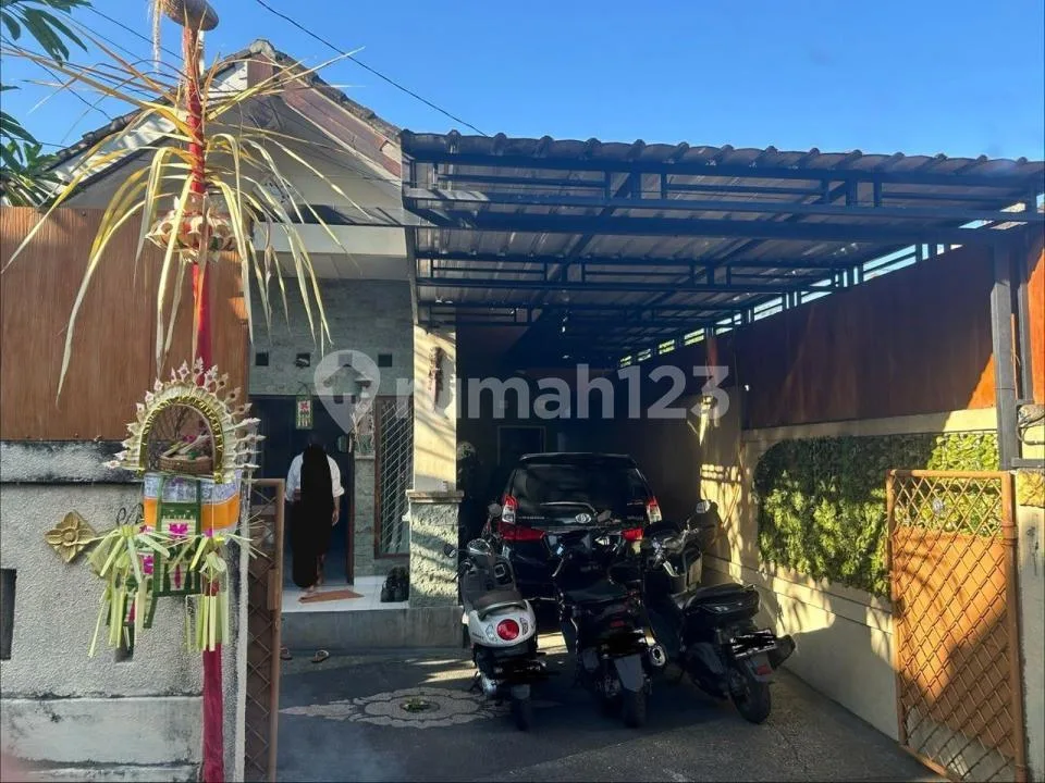 Rumah Jual Lokasi Peguyangan - Image 2 of 4
