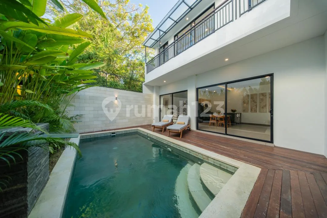 Modern 3Br Villa Aria In Nusa Dua - Private Pool - Image 1 of 4