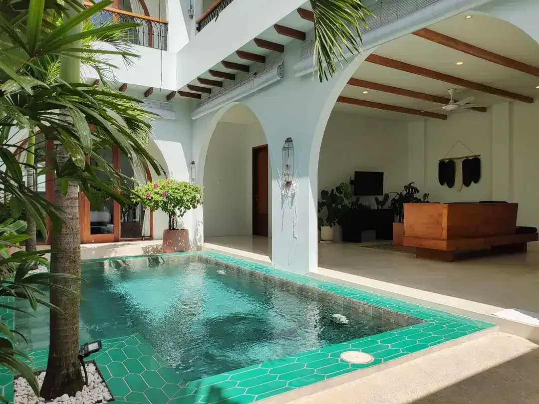 3 Bedrooms Mediterranean Villa in Pererenan Canggu - Image 2 of 10