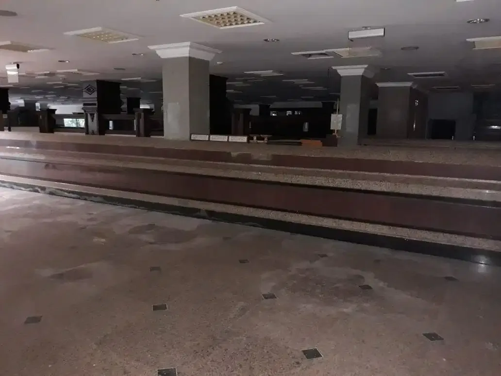 GEDUNG LANTAI 4 LOKASI DI JANTUNG KOTA DENPASAR - Image 4 of 10