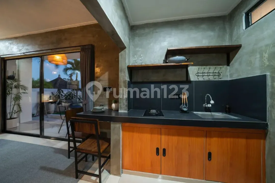 1Br Apartment, Modern Interior & Central Location In Kerobokan - Image 4 of 4