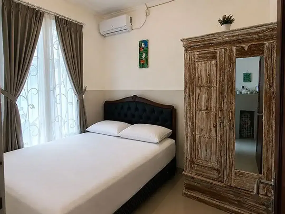 AMR-040.STP  Sewa Rumah 3BR Full Furnished di Residence Munggu Cepaka – Dekat Canggu - Image 8 of 10