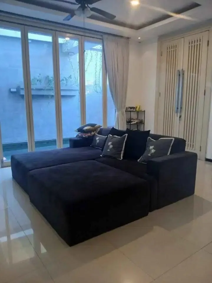 Rumah Modern Style Villa View Sawah di Kerobokan Bali - Image 7 of 10