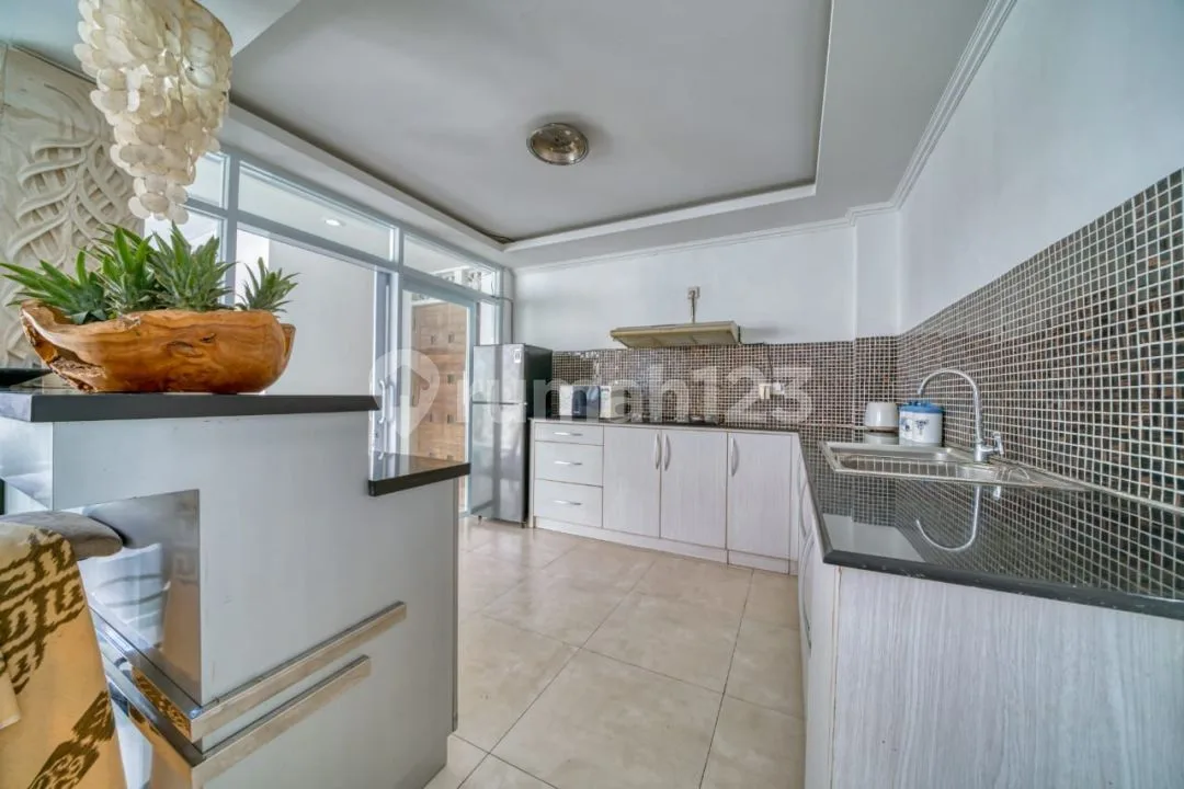 V281 Modern 3Br Villa For Rent In Jimbaran - Image 3 of 4
