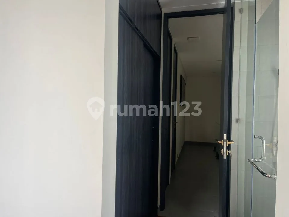Villa La Reggia Hak Milik dan Disewakan Pertahun Seseh Munggu - Image 2 of 4