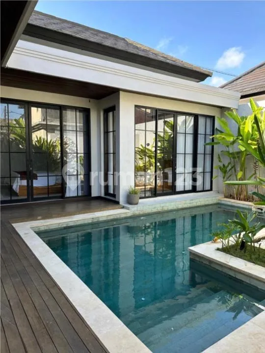 Villa For Rent In Jimbaran Puri Gading 3 Bedroom Full Furnished - Image 2 of 4