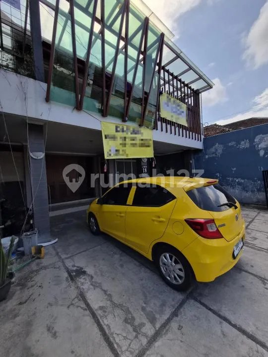 Bangunana Ruko dan Kostan di Jalan Utama Taman Giri Bali - Image 1 of 4