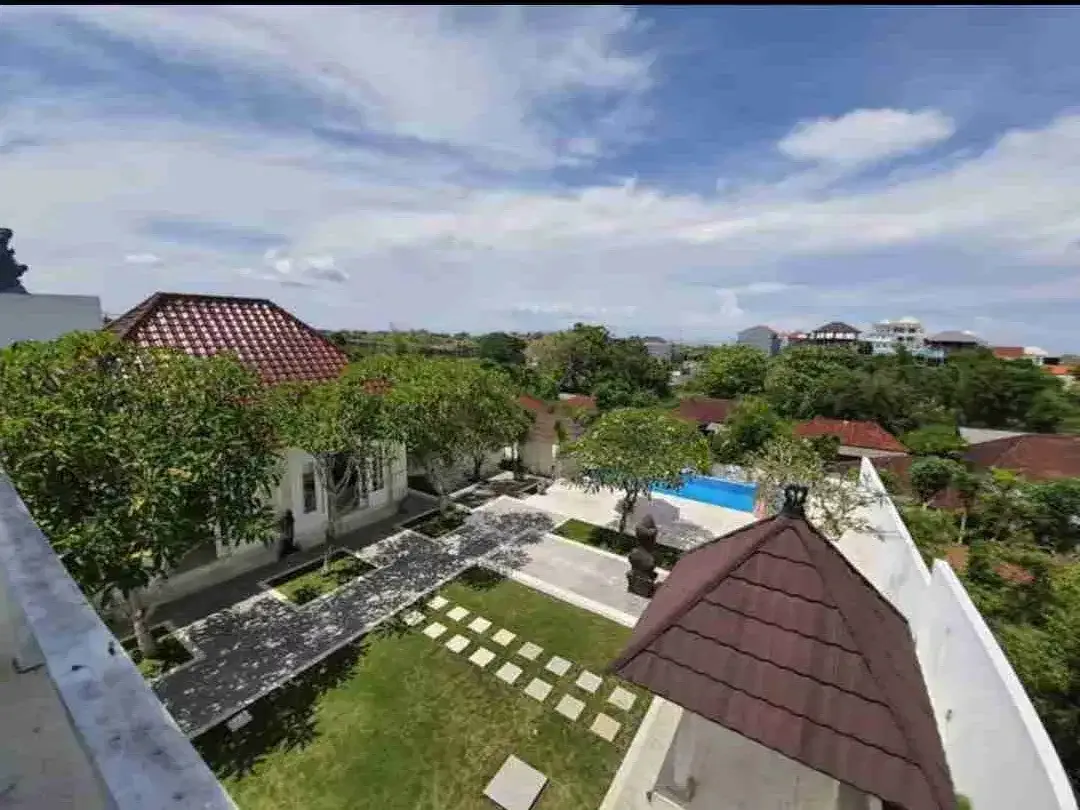 villa lua tanah 1300m² 4 bedroom kawasan GWK ungasan - Image 3 of 7