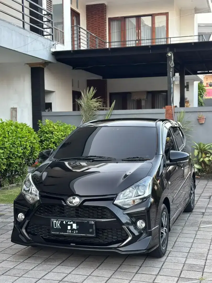 Toyota Agya GR sport 1.2 - Image 1 of 4