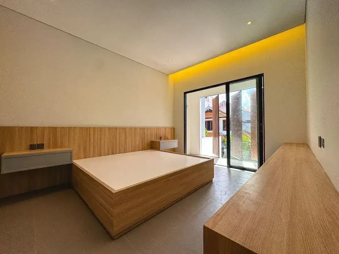 FOR SALE - MODERN CONTEMPORARY HOUSE 3+1 BEDROOMS | TAMAN MUMBUL, NUSA DUA - Image 4 of 10