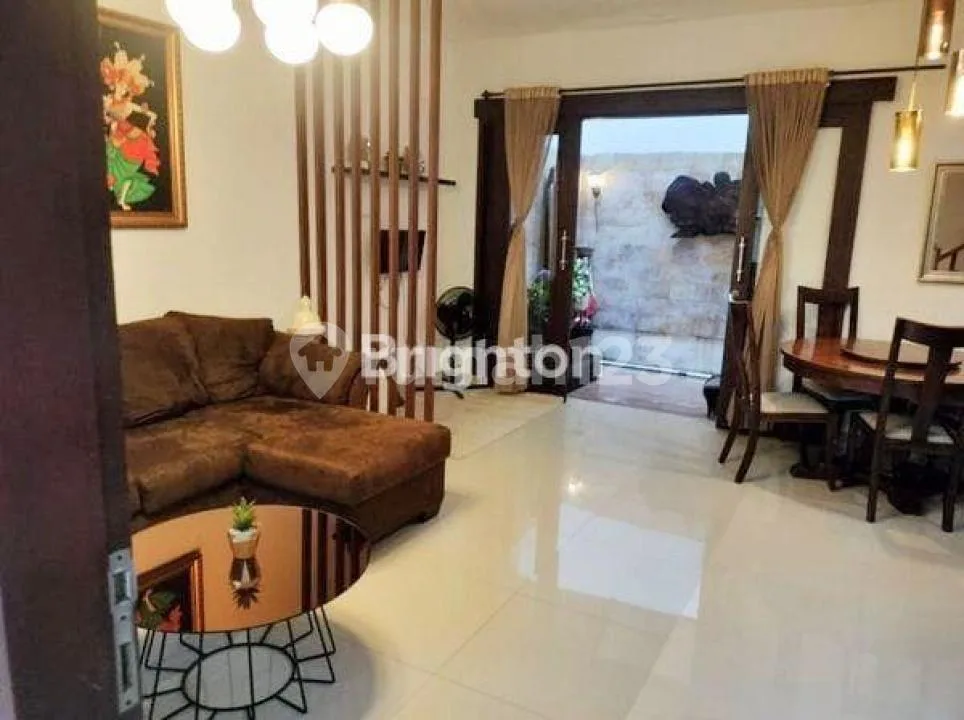 Rumah Cantik Fully Furnished 2 KT, Lokasi Prime Cargo Denpasar Utara - Image 2 of 4
