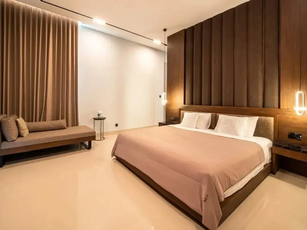 Exclusive Luxury Villa For Sale - 4 Bedroom Masterpiece in Ubud - Image 8 of 10