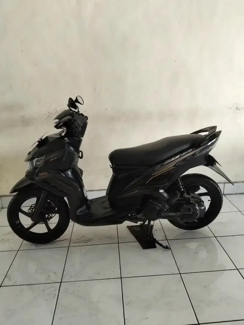 YAMAHA XEON GT 125 TAHUN 2015 PAJAK HIDUP SURAT LENGKAP - Image 2 of 6