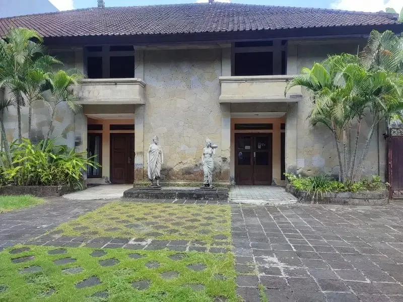 Rumah Premium Raya Puputan Renon Denpasar - Image 3 of 10