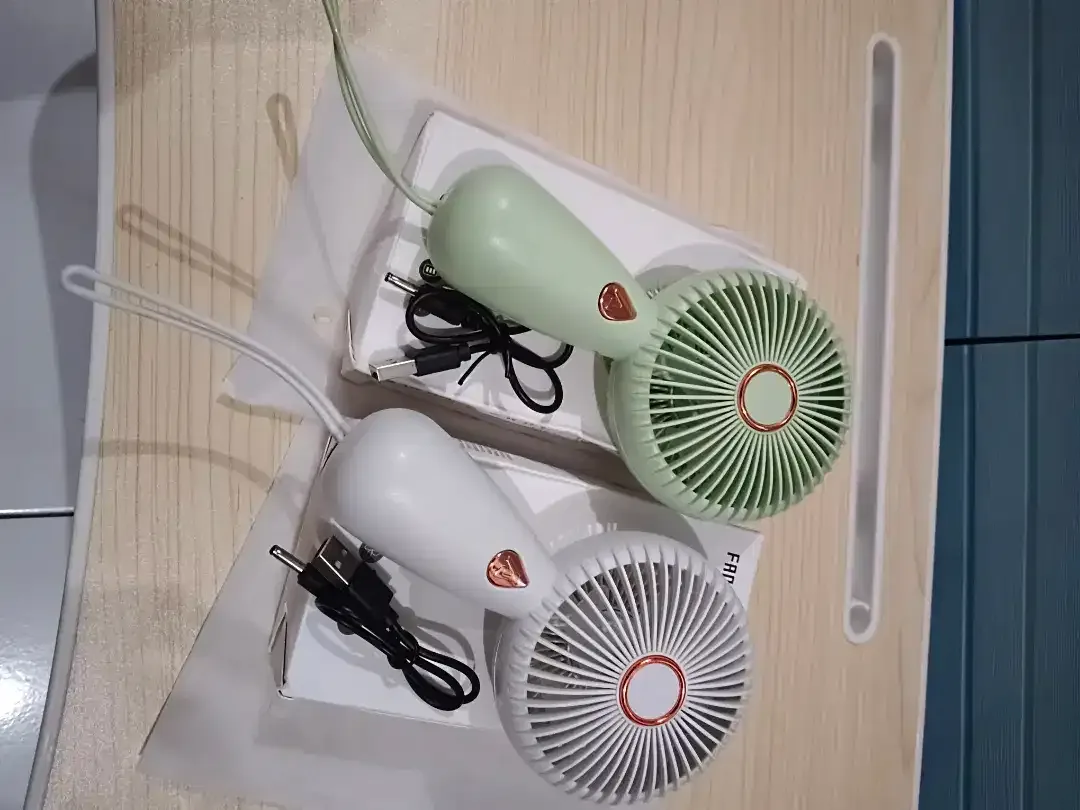 35rb BARU- Dijual Murah Kipas Angin Mini Fan Genggam Cute Portable+Led - Image 3 of 10