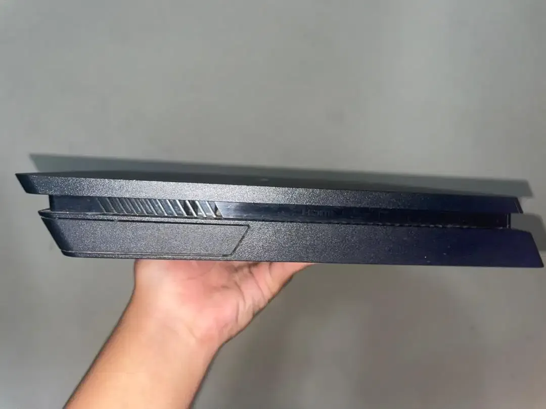 PS4 SLIM 1 TB + BONUS 15 GAME + STIK CONTROLLER - Image 5 of 5