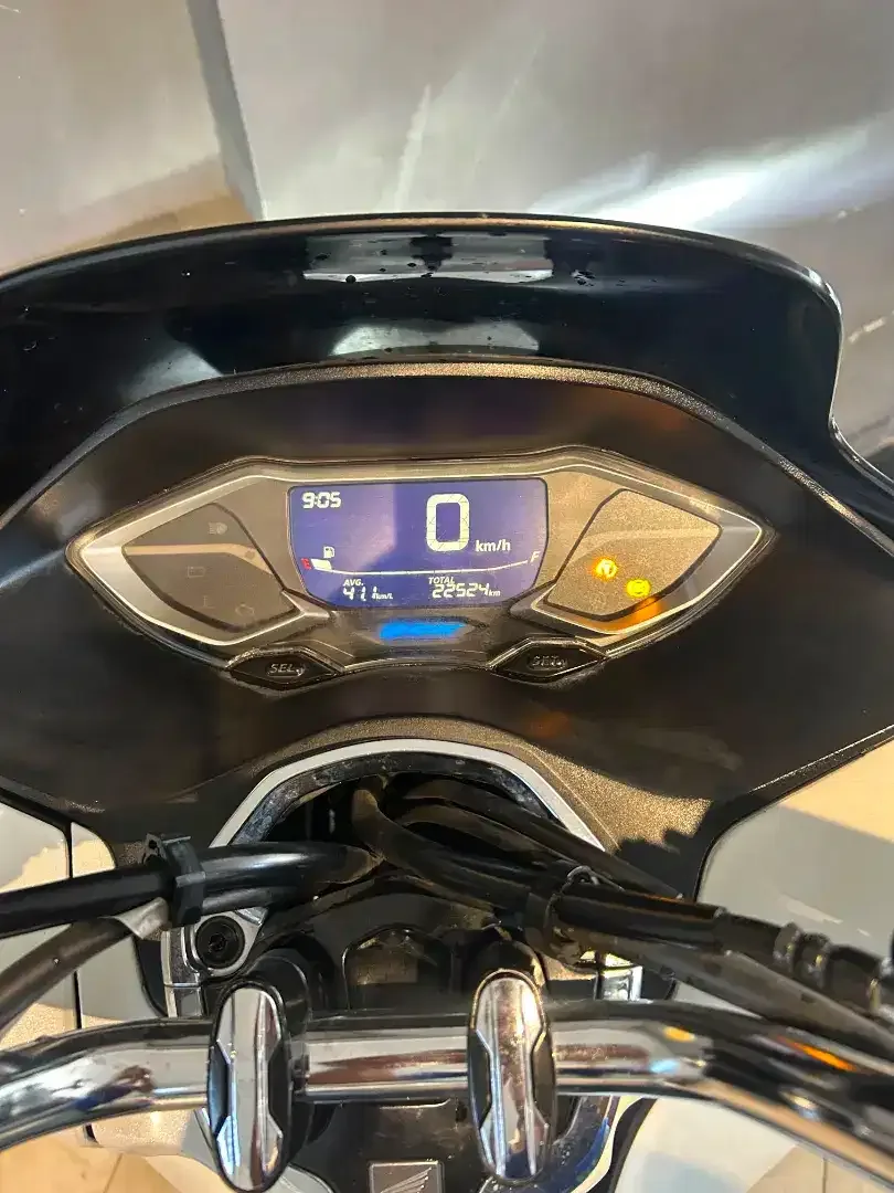 DP 3,5 JT / BUNGA MENURUN 2% / HONDA PCX 160 TAHUN 2023 - Image 7 of 7