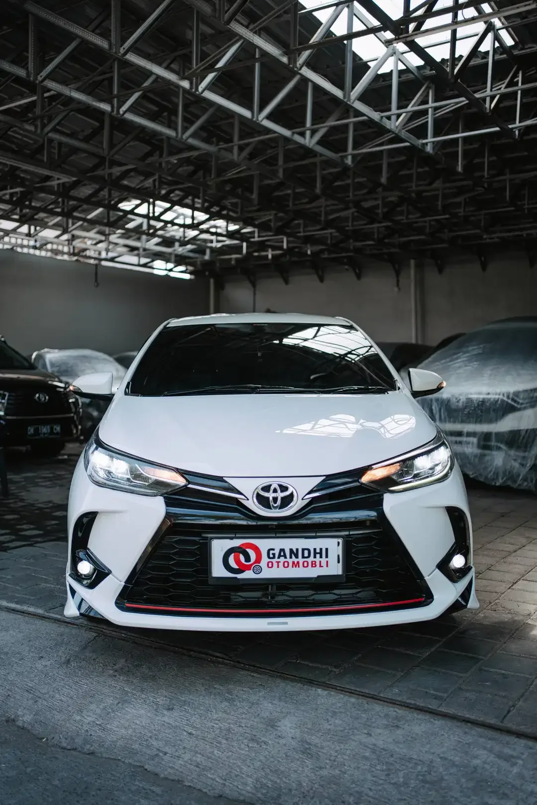 TOYOTA YARIS TRD SPORTIVO 1.5 AT 2021 - Image 2 of 10