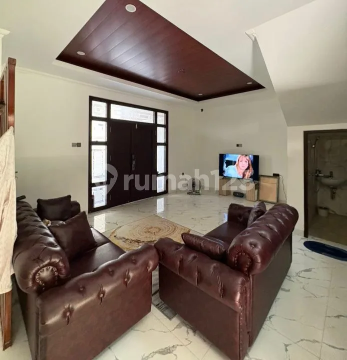 Luxury Modern Home In Mumbul Jimbaran - Image 2 of 4