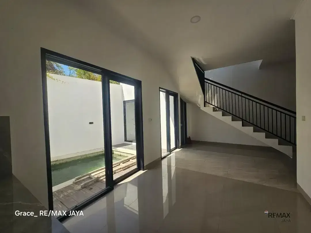 Rumah Minimalis ada Pool Dijual di Komplek Villa Privat Mumbul Benoa - Image 3 of 10