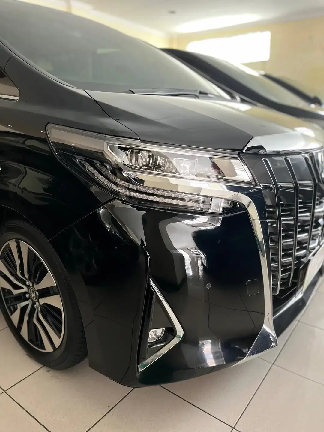 Toyota Alphard G (TSS) 2021 A/T 2.5 - Image 3 of 10
