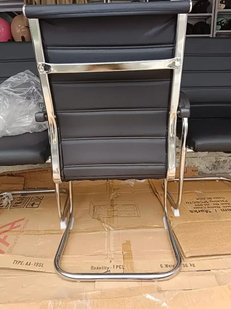 450rb BARU-Kursi Hadap Kantor/Kerja/Belajar Terbaru Bahan Busa Kulit - Image 2 of 8