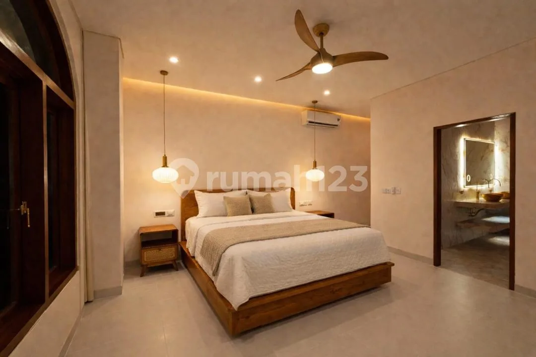 Beautiful Modern Villa With Smart Home System - Image 2 of 4
