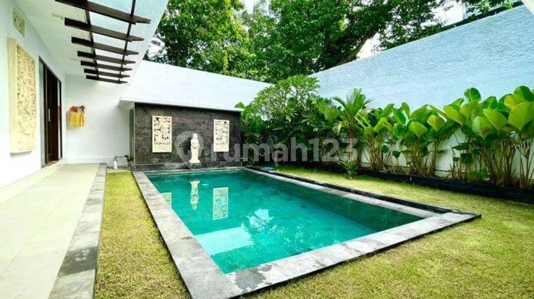 Villa Cantik di Mumbul Dekat Toll Nusa Dua - Image 3 of 4