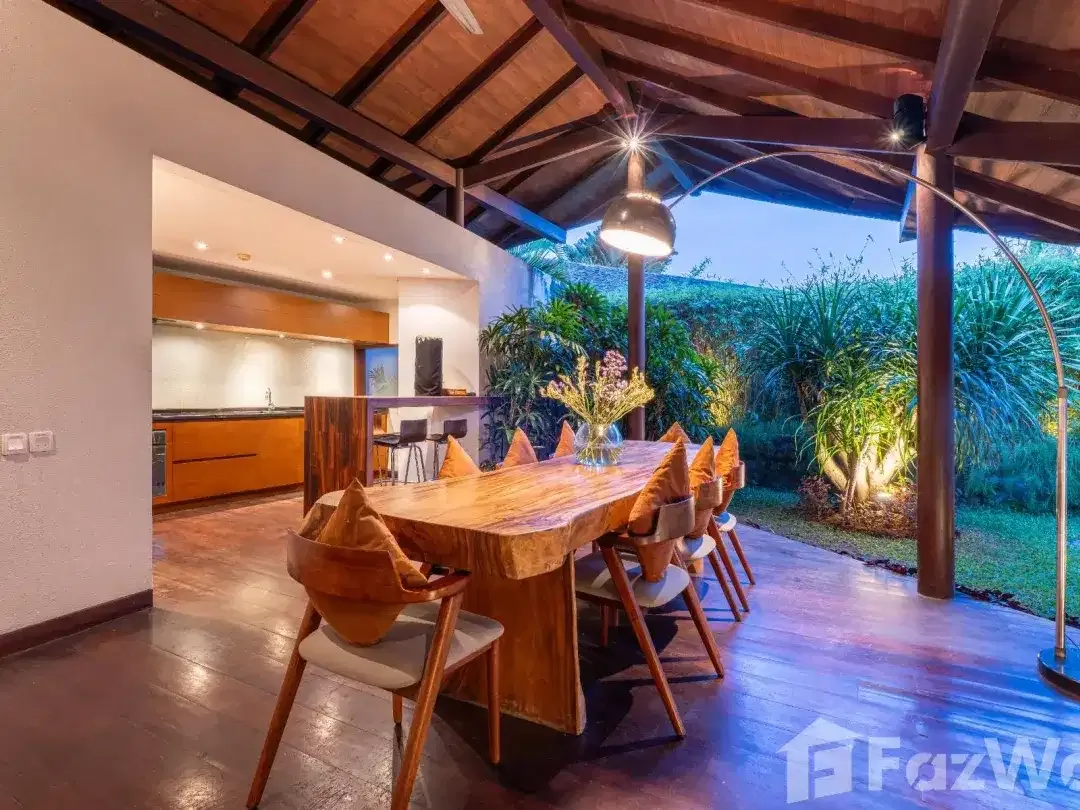 4 Bedroom Villa for sale in Seminyak, Bali - Image 4 of 10