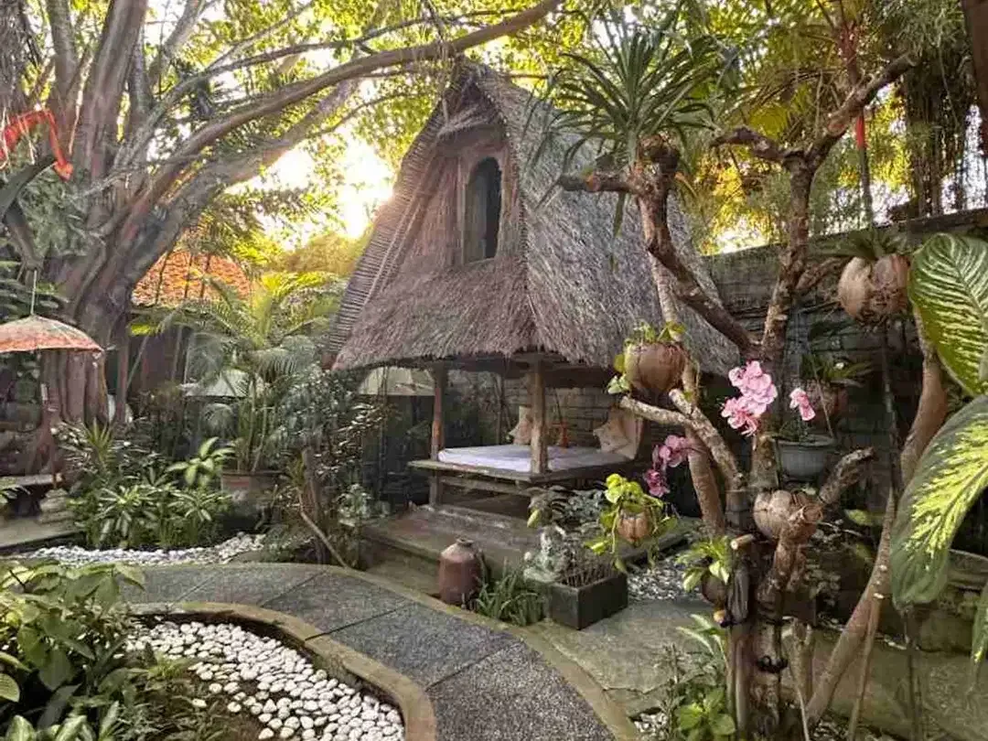 Luxury Jungle Villa Estate 2,430 m² in Legian–Seminyak, Bali - Image 2 of 10