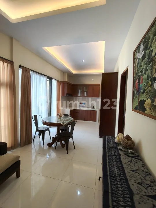 Rumah Semi Villa, Fully Furnished, Siap Huni di Pasraman Unud Jimbaran - Image 2 of 4