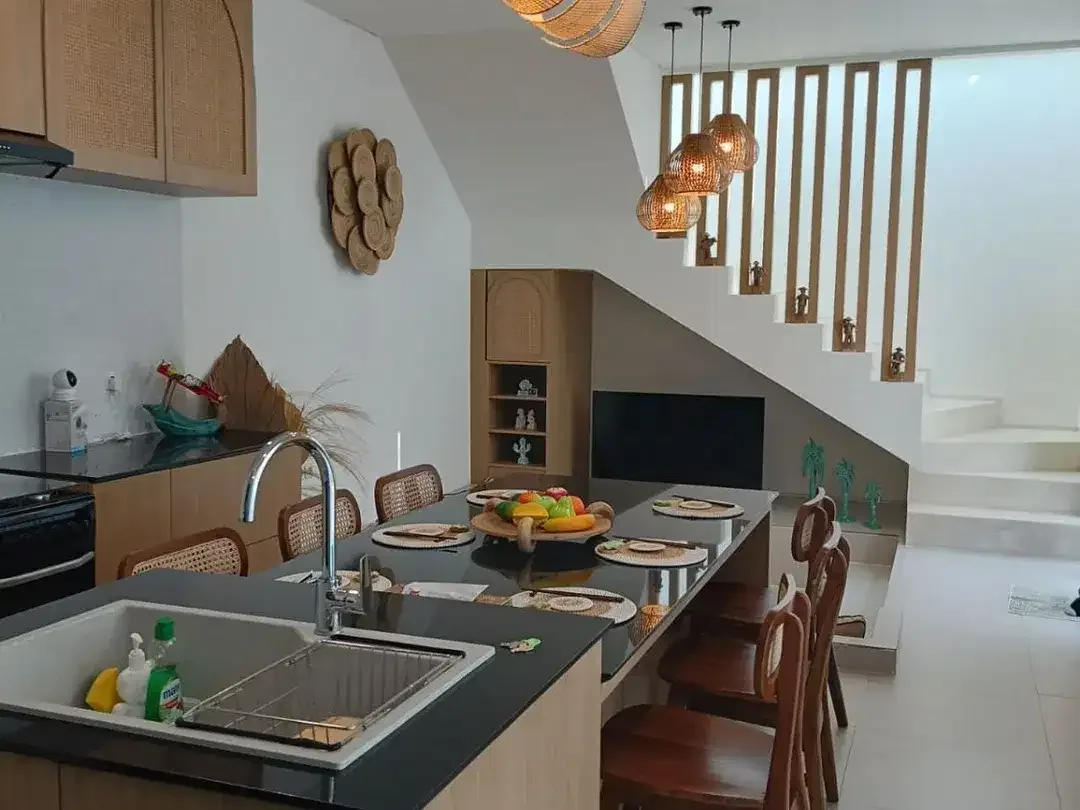 FOR SALE/ FOR RENT LEASHOLD VILLA NEW READY PRIVAT POOL KAWASAN VILLA DI KEDAMPANG - Image 1 of 10