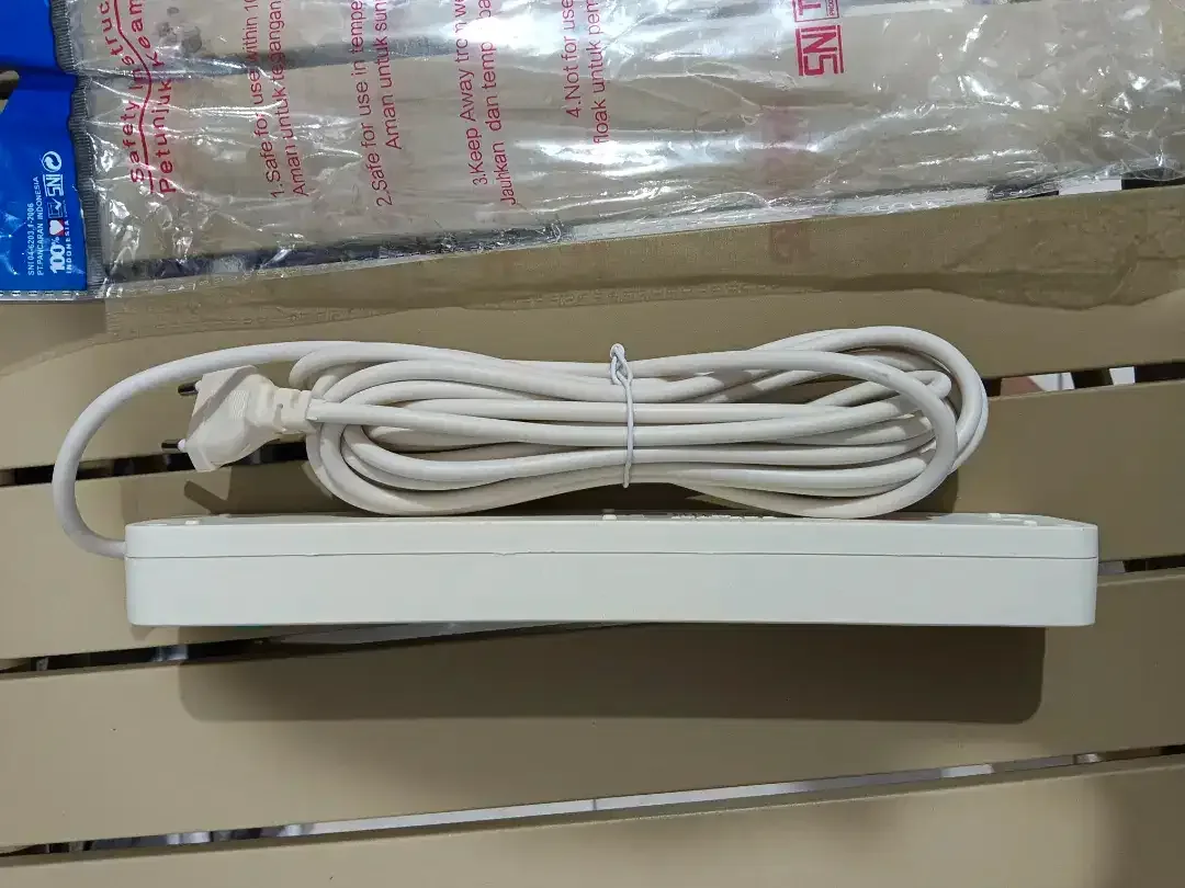 PROMO 50rb BARU-Stop kontak kabel + saklar on off 5lubang 5Meter - Image 4 of 4