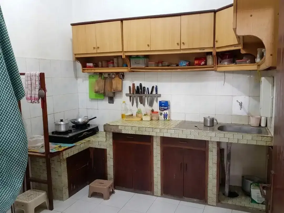 Dijual Rumah 2 Lt, Harga Terjangkau, di Muding, Kerobokan dekat Kuta dan Canggu - Image 4 of 9