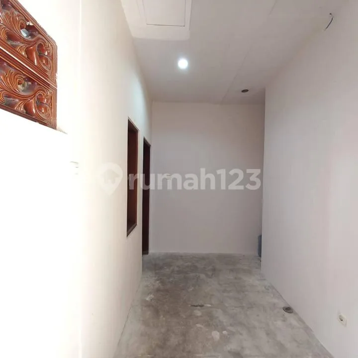 Rumah Strategis Siap Huni di Canggu Berawa - Image 4 of 4