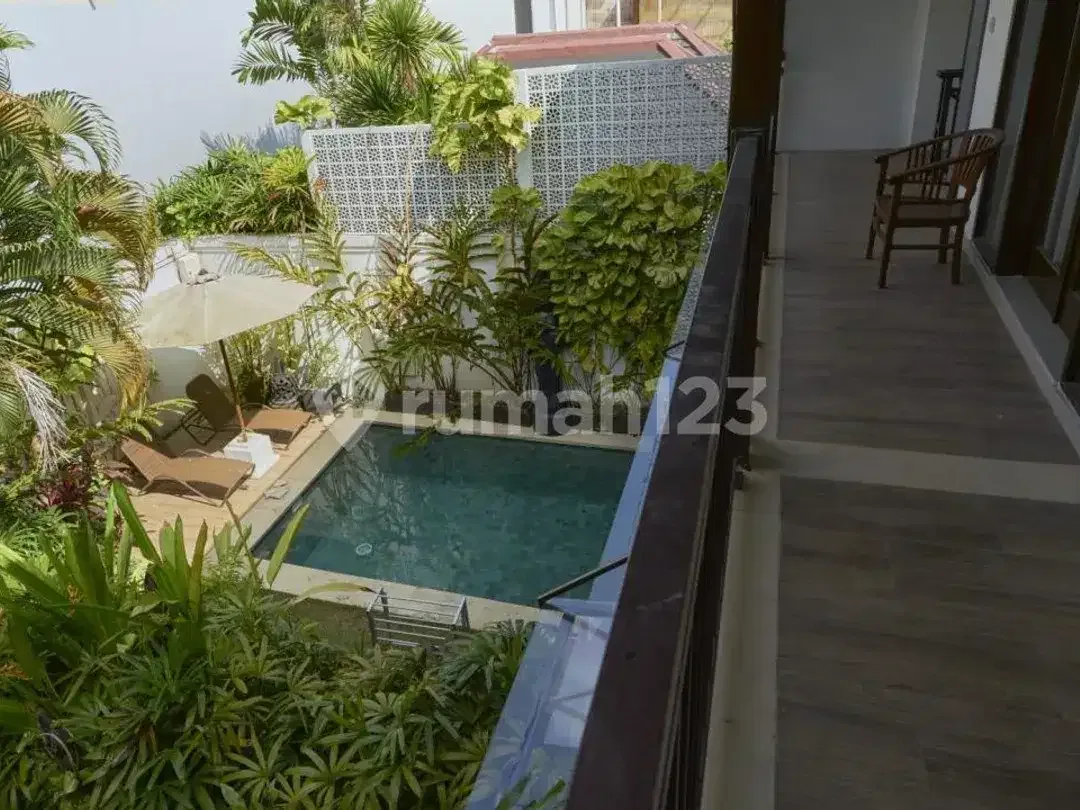 Investasi Kompleks Villa 3 Unit Bumbak Umalas - Image 1 of 10