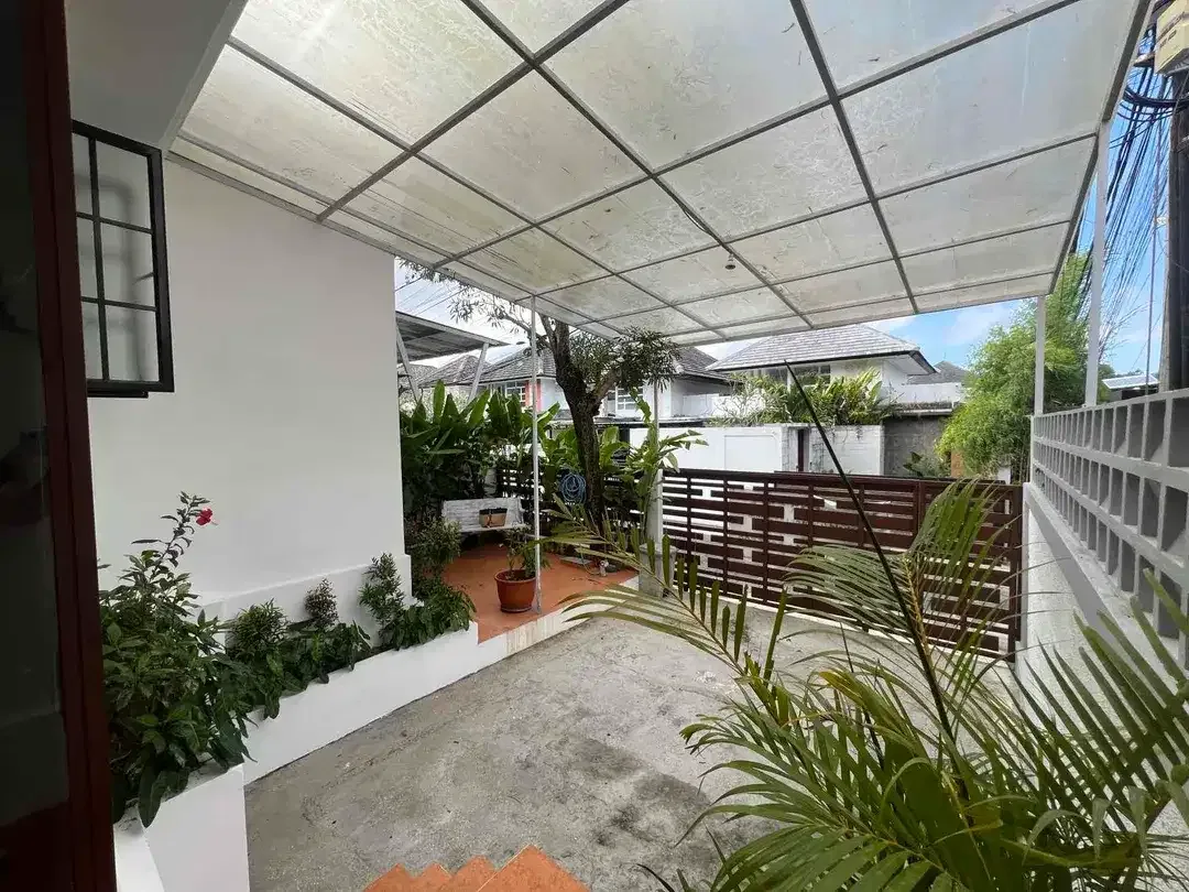 Rumah dalam complex one Gate system di Area Taman Giri Nusa Dua - Image 1 of 10