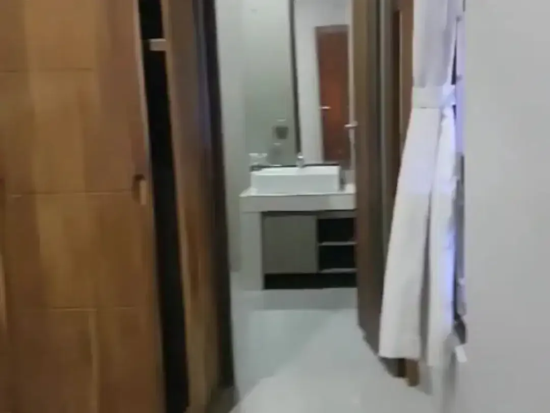 Rumah Impian Modern Minimalis di Tengah Kota - Image 6 of 10