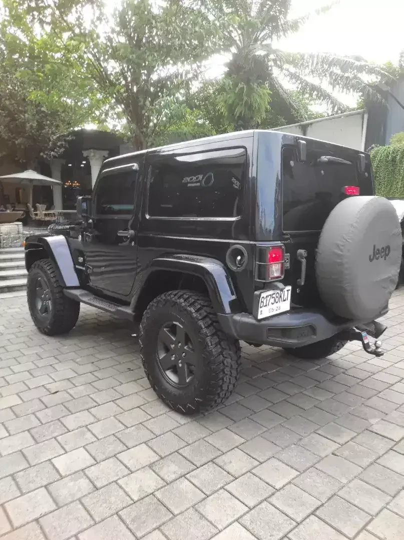 Wrangler sahara 3.8 AT 4x4 70th anniversary - Image 7 of 9
