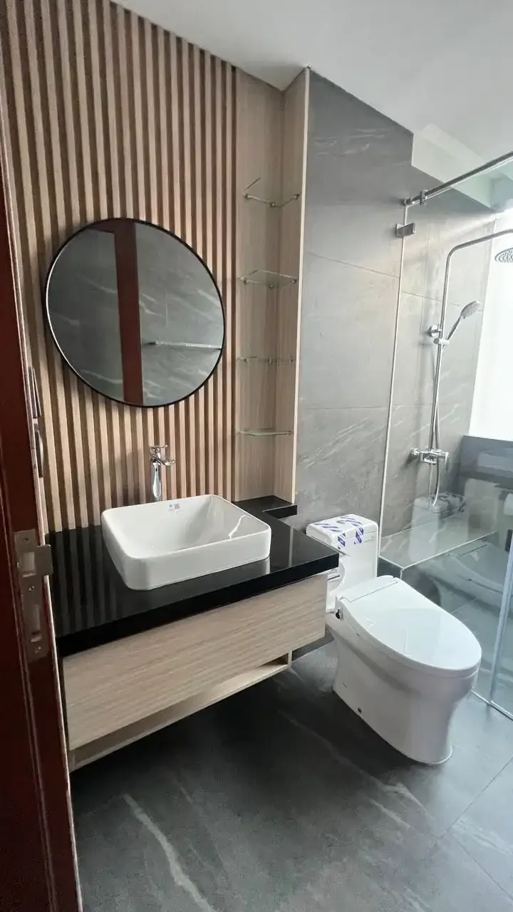 FOR RENT VILLA MEWAH BARU 4BR DEKAT PANTAI SINDHU SANUR - Image 9 of 10