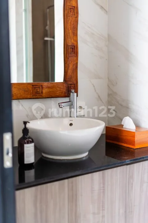 Villa Klasik Premium Siap Huni di Seminyak, Sudah Full Furnish - Image 3 of 4