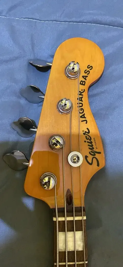 Squier Classic Vibe Jaguar Bass - Image 3 of 9