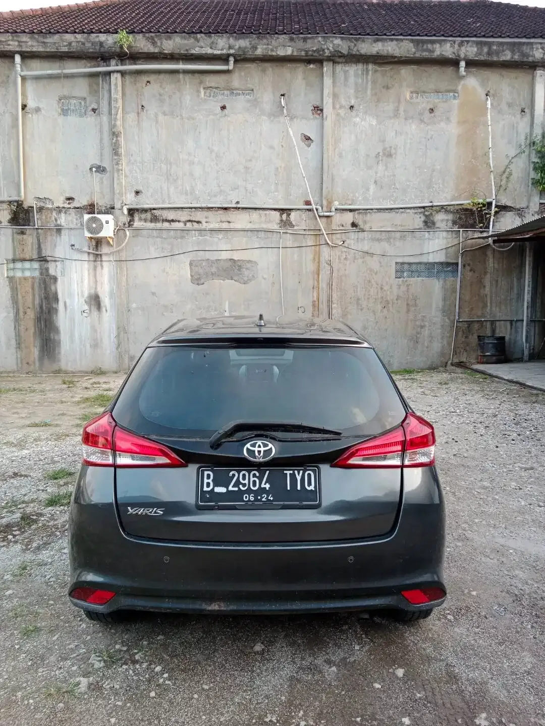 TOYOTA YARIS 1.5 E CVT 2018 MATIC - Image 2 of 4
