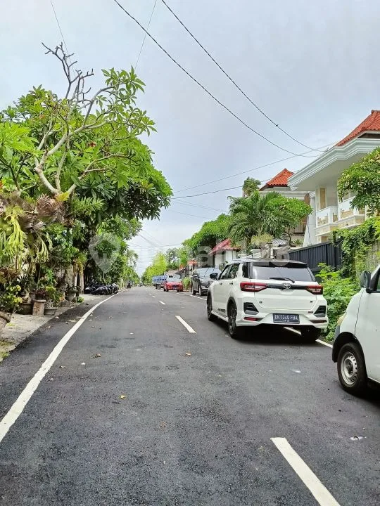 Tanah dalam lingkungan elit premium di Gatsu Timur sanur - Image 2 of 4