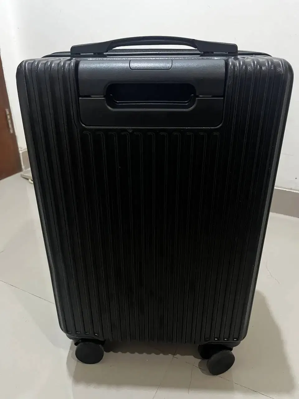 Koper Cabin 20 Inch Hardcase German PC Material - Hitam - Image 2 of 4
