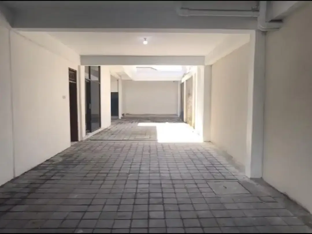 Properti Strategis 2 Lantai di Jantung Kota Denpasar (Dekat Simpang 6 & Akses Utama) - Image 2 of 10
