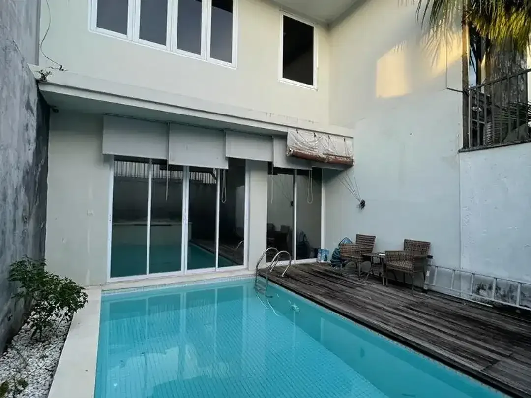 Vila Premium Modern Dekat Bandara dan Pantai Jimbaran Bali - Image 2 of 10