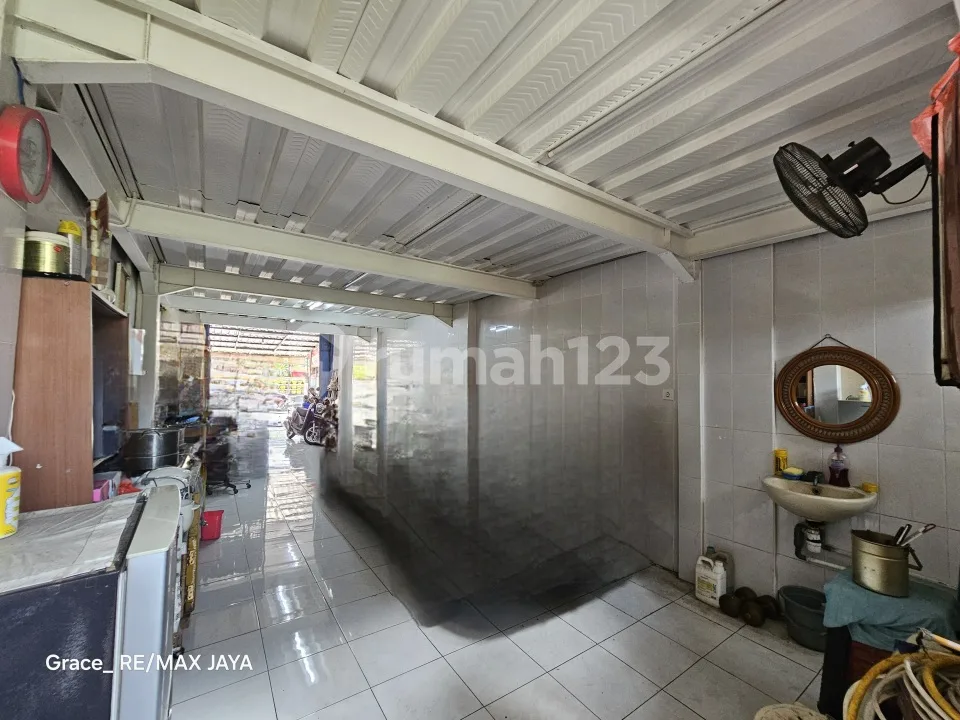 Jual Cepat! Ruko 3 Lantai di Area Pemogan Denpasar Selatan - Image 2 of 4